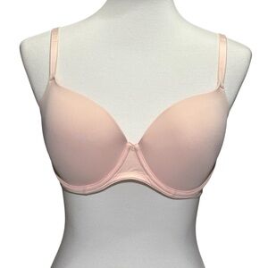 Victoria’s Secret underwire smooth padded lace t-shirt size 36D
